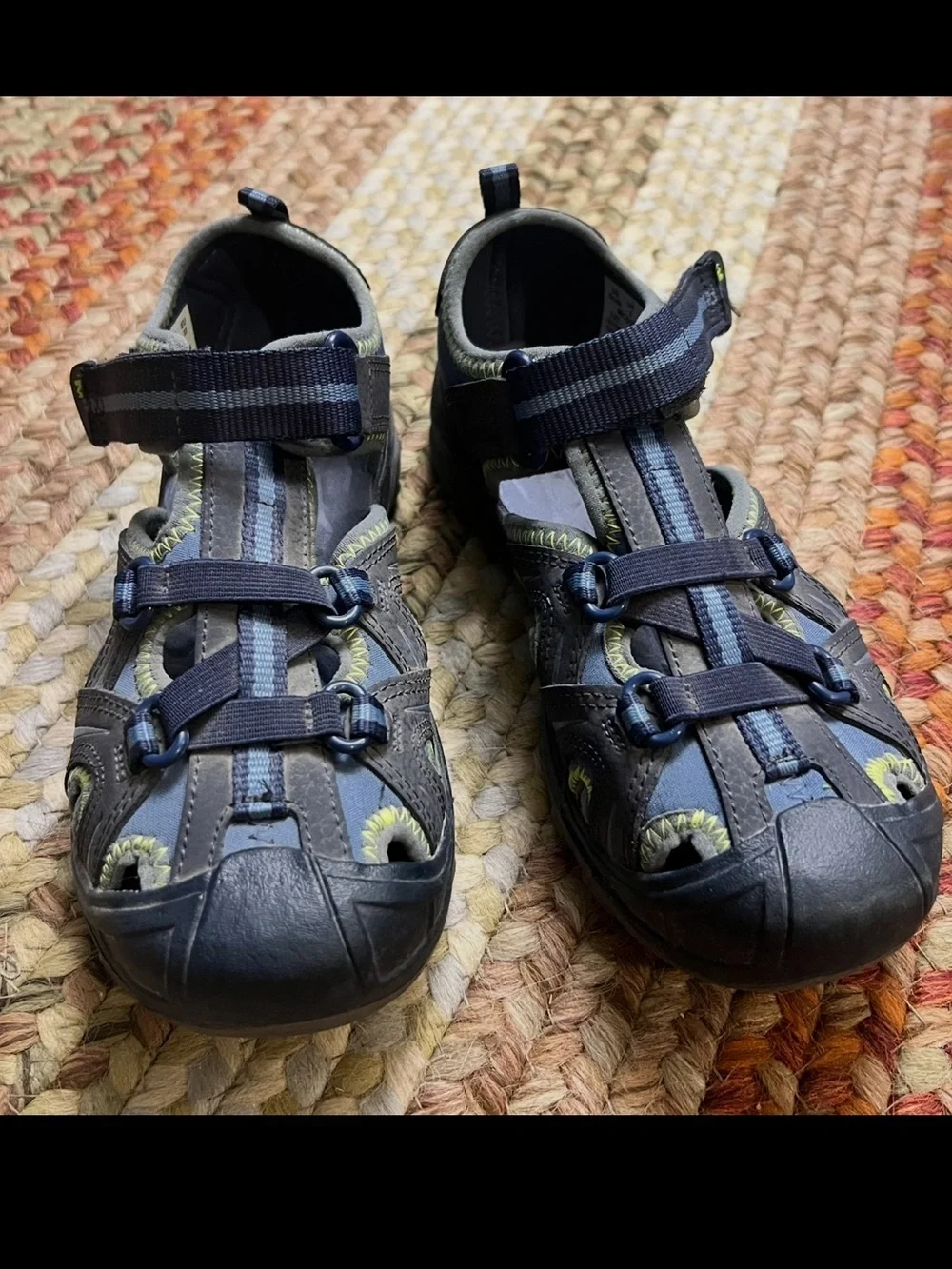 Merrell Kids Navy and Lime Green Hydro Hiker sandals size 2 youth